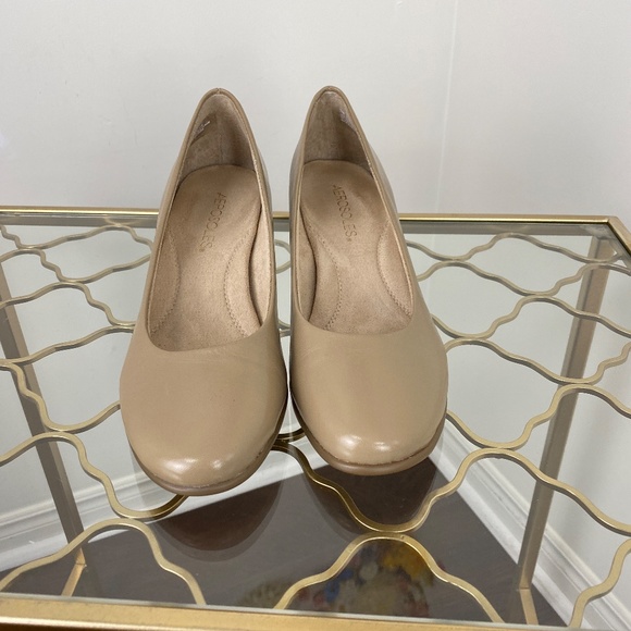 AEROSOLES Taupe Pumps Soft Cushioned Insole Rubber Sole Size 7,  2.25" Heel NWOT - Picture 5 of 9